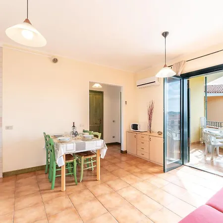 Mirti Bianchi Apartment Santa Teresa Gallura